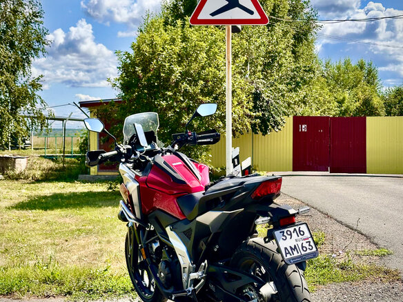 2023 Honda NC 750X, красный, 1390000 рублей - вид 6