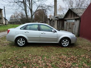 2011 Chevrolet Lacetti I, серебристый, 620000 рублей, вид 3