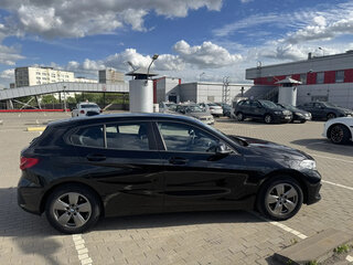 2021 BMW 1 серии 116d III (F40), чёрный, 1850000 рублей, вид 5