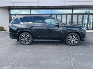 2026 Lexus LX 700h IV, чёрный, 18300098 рублей, вид 3