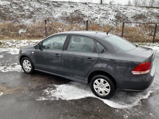2014 Volkswagen Polo V, серый, 620000 рублей, вид 4