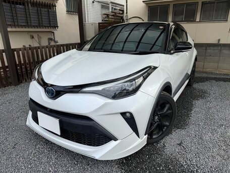 2023 Toyota C-HR I Рестайлинг, белый, 1725000 рублей, вид 3