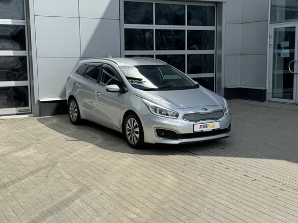 2018 Kia Ceed II Рестайлинг, серебристый