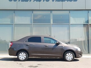 2020 Chevrolet Cobalt II Рестайлинг, коричневый, 488000 рублей, вид 3