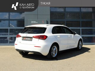 2019 Mercedes-Benz A-Класс 200 IV (W177), белый, 2099000 рублей, вид 3