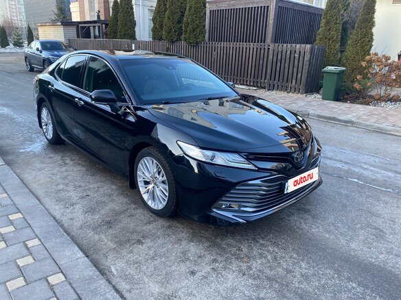 2018 Toyota Camry VIII (XV70), чёрный, 2650000 рублей - вид 2