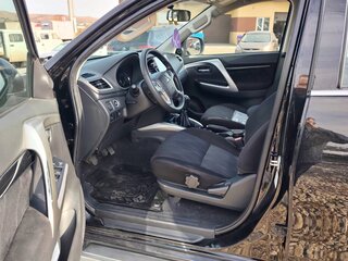 2018 Mitsubishi Pajero Sport III, чёрный, 2650000 рублей, вид 5