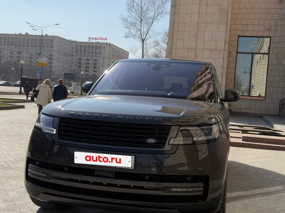 2022 Land Rover Range Rover P400 MHEV Long V, серый, 14700000 рублей - вид 1
