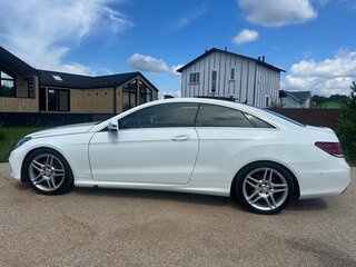 2015 Mercedes-Benz E-Класс 200 IV (W212, S212, C207) Рестайлинг, белый, 3190000 рублей, вид 4