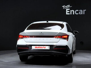 2025 Hyundai Avante VII Рестайлинг, белый, 2300000 рублей, вид 4
