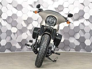 2017 Harley-Davidson Sport Glide, серый, 1499000 рублей, вид 5