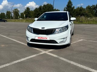 2014 Kia Rio 6-speed III, белый, 750000 рублей, вид 1