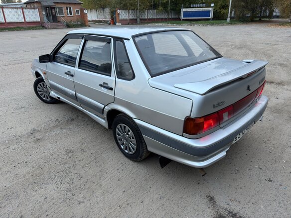 2006 Lada (ВАЗ) 2115, серебристый, 147000 рублей - вид 3