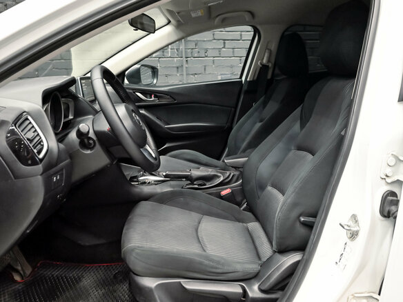 2014 Mazda 3 III (BM), белый, 1350000 рублей - вид 9