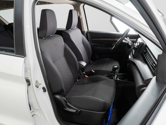 2022 Suzuki Ertiga II Рестайлинг, белый, 2500000 рублей - вид 7