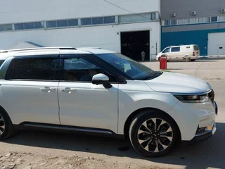 2021 Kia Carnival IV, белый, 3900000 рублей, вид 5