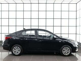 2018 Hyundai Solaris II, чёрный, 1350000 рублей, вид 5