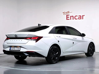 2022 Hyundai Avante VII, белый, 1720000 рублей, вид 3