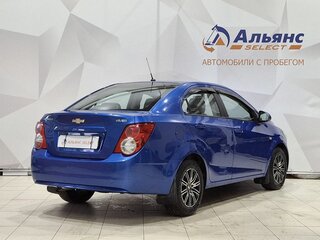 2013 Chevrolet Aveo II, синий, 620000 рублей, вид 3
