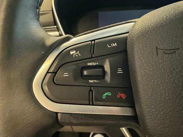 2024 Geely Atlas Pro, серый - вид 15