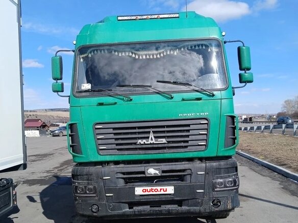 2016 МАЗ 6430, зелёный, 2600000 рублей