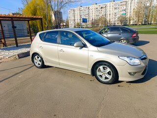2010 Hyundai i30 I Рестайлинг, бежевый, 660000 рублей, вид 2