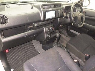 2021 Toyota Probox I Рестайлинг, серебристый, 792505 рублей, вид 5
