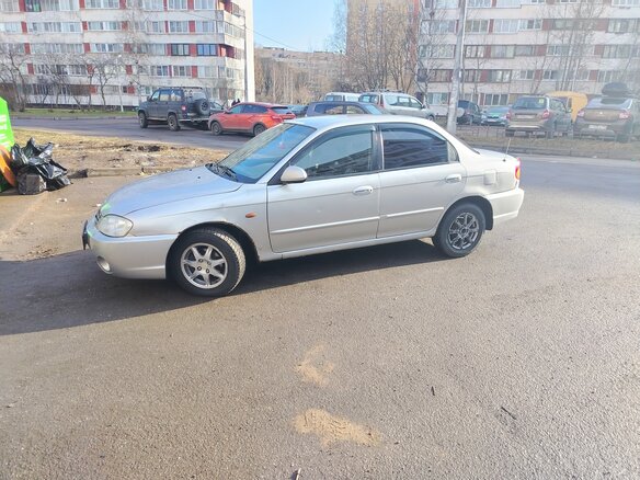 2008 Kia Spectra I Рестайлинг 2, серый, 250000 рублей - вид 3