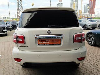 2014 Nissan Patrol VI (Y62) Рестайлинг, белый, 1767000 рублей, вид 5