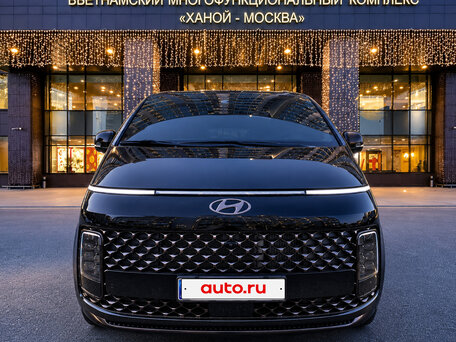 2025 Hyundai Staria I, чёрный, 8400000 рублей, вид 3