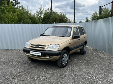 Chevrolet Niva I