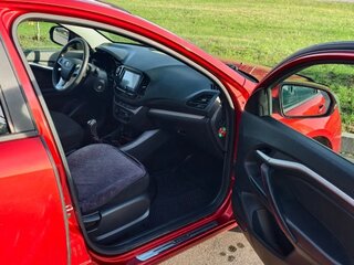 2018 Lada (ВАЗ) Vesta I, красный, 900000 рублей, вид 5