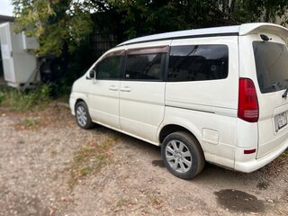 2001 Nissan Serena II (C24), белый, 430000 рублей, вид 3