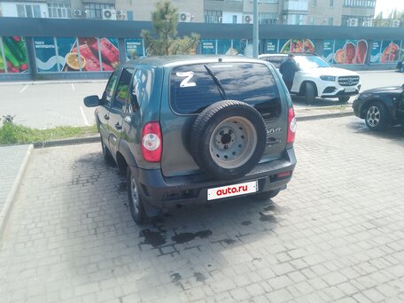 2015 Chevrolet Niva I Рестайлинг, серый, 425000 рублей, вид 4
