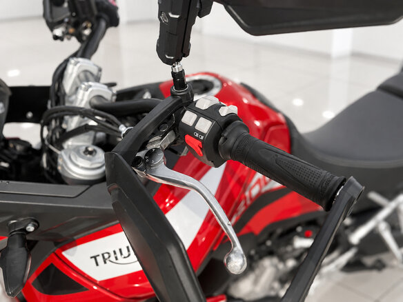 2021 Triumph Tiger 900, красный - вид 14