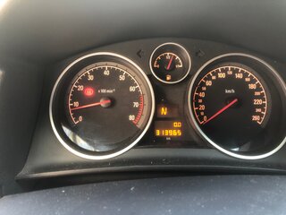 2011 Opel Astra H Рестайлинг, белый, 300000 рублей, вид 1