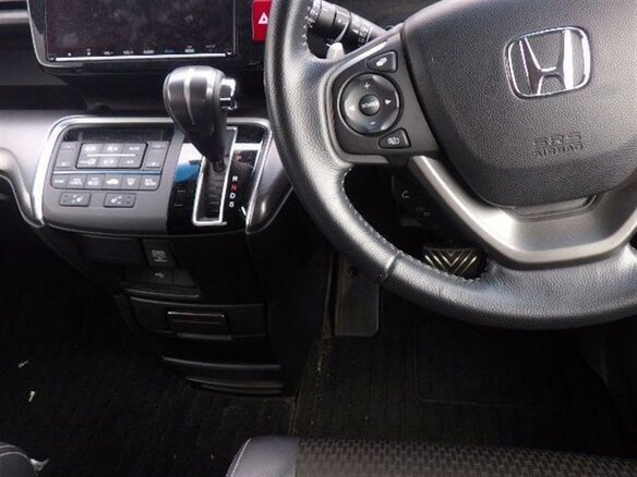 2021 Honda Stepwgn Spada V Рестайлинг, чёрный, 2450000 рублей - вид 8