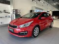 2017 Kia Ceed II Рестайлинг, красный, 1100000 рублей
