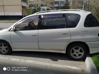 1999 Toyota Ipsum I (M10), белый, 480000 рублей, вид 4