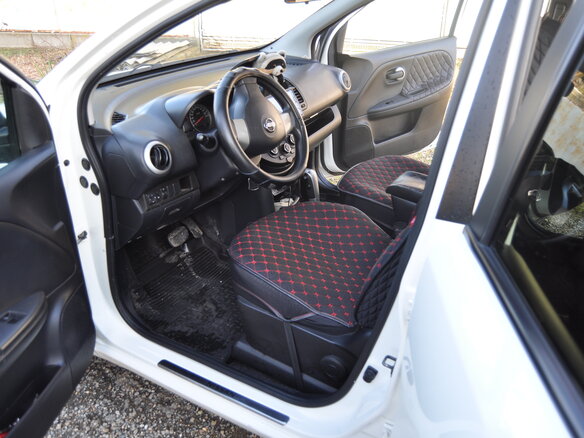 2013 Nissan Note I Рестайлинг, белый, 950000 рублей - вид 13