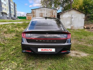 2020 Hyundai Sonata VIII (DN8), серый, 2300000 рублей, вид 4