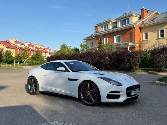2017 Jaguar F-Type I Рестайлинг, белый, 3250000 рублей - вид 3