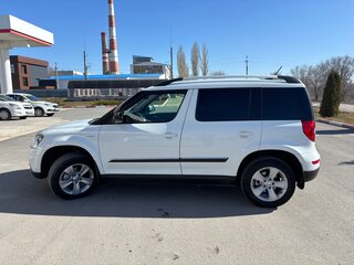 2016 Skoda Yeti I Рестайлинг, белый, 1400000 рублей, вид 5