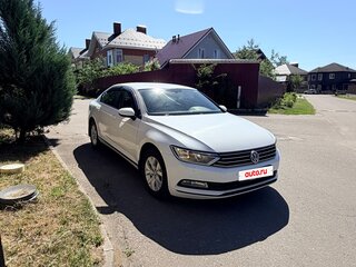 2017 Volkswagen Passat B8, белый, 1490000 рублей, вид 4
