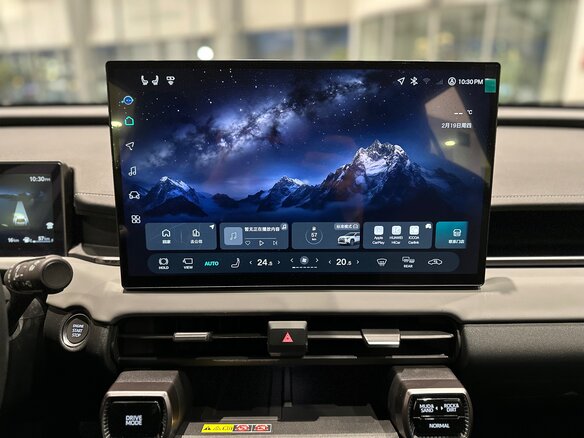 2026 Toyota RAV4 VI (XA60), белый, 4200000 рублей - вид 16