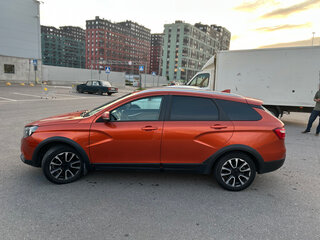 2018 Lada (ВАЗ) Vesta SW Cross I, оранжевый, 1020000 рублей, вид 4