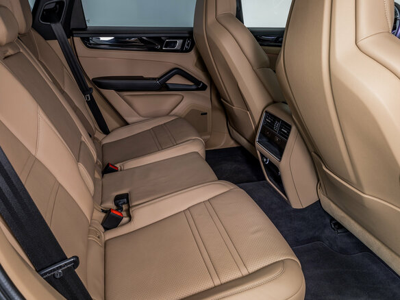 2021 Porsche Cayenne S Coupé III, коричневый, 8445000 рублей - вид 10