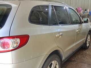 2011 Hyundai Santa Fe II Рестайлинг, серебристый, 1200000 рублей, вид 2