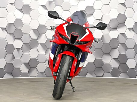 2022 Honda CBR 600RR, красный, 1299000 рублей, вид 5