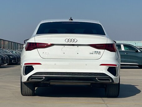 2023 Audi A3 35 TFSI Long IV (8Y), белый, 2547000 рублей, вид 4